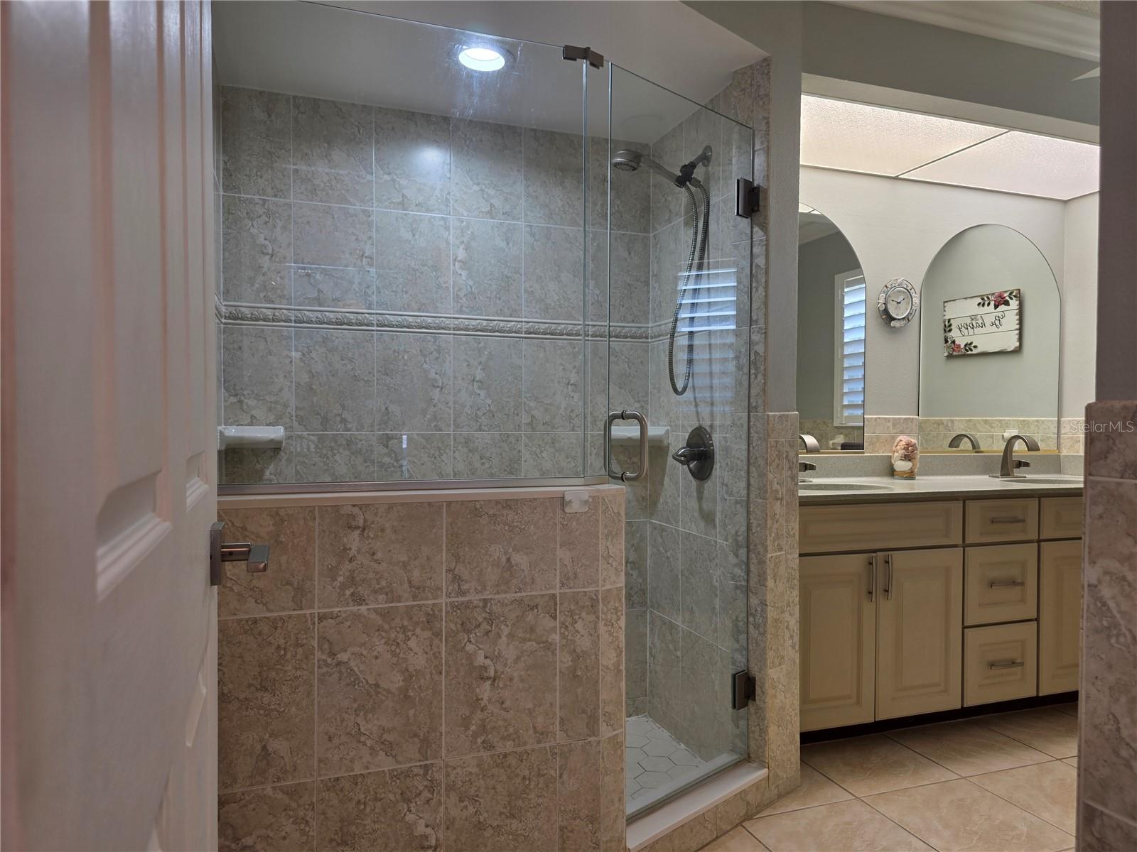 ROTONDA WEST BROADMOOR - Residential