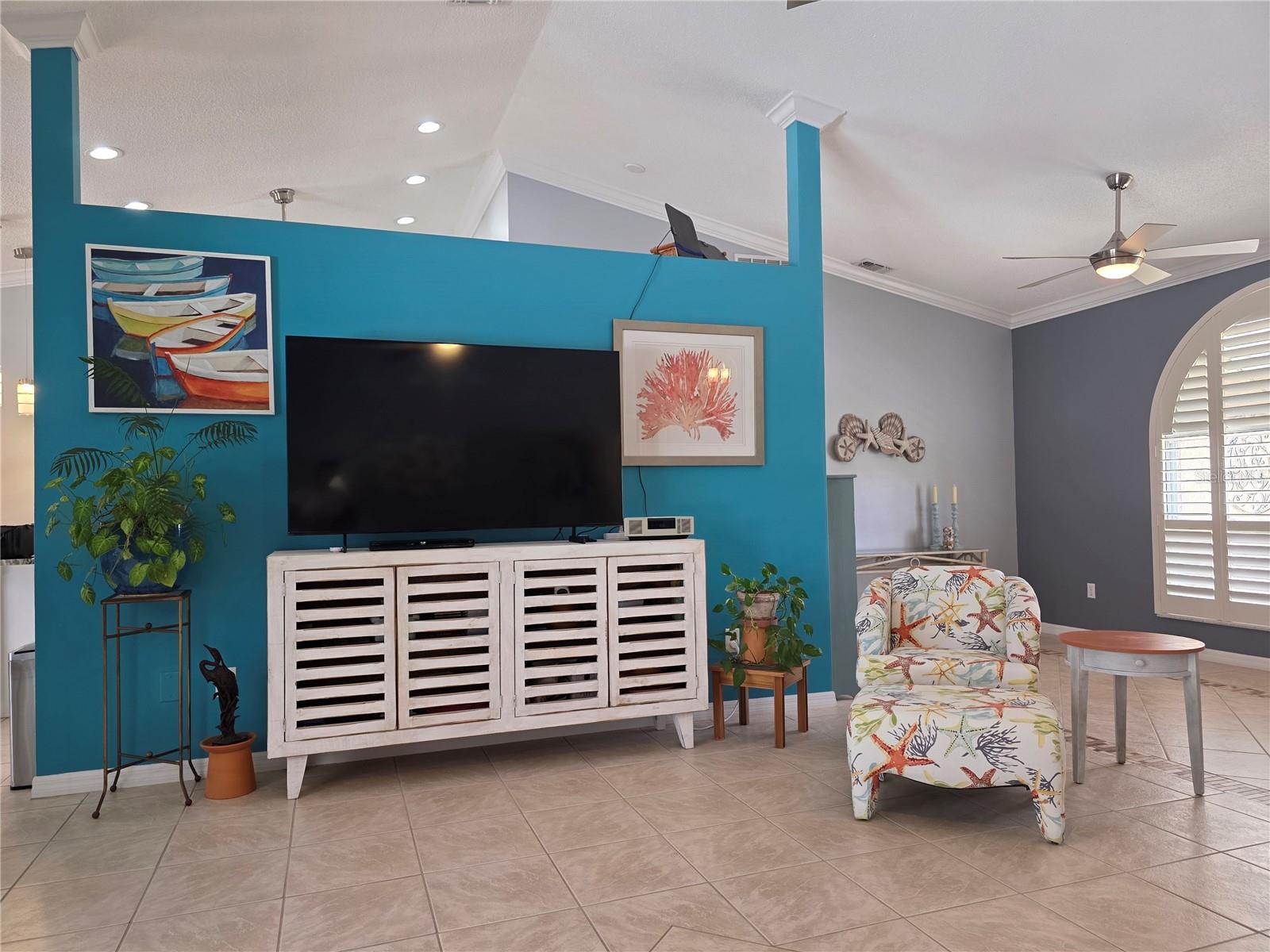 ROTONDA WEST BROADMOOR - Residential