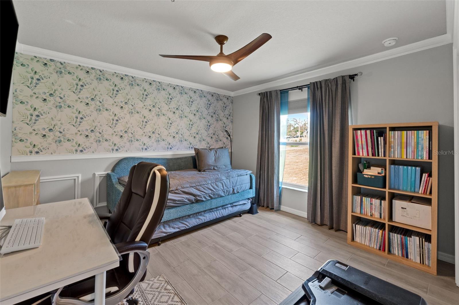 ROYAL HIGHLANDS - Residential