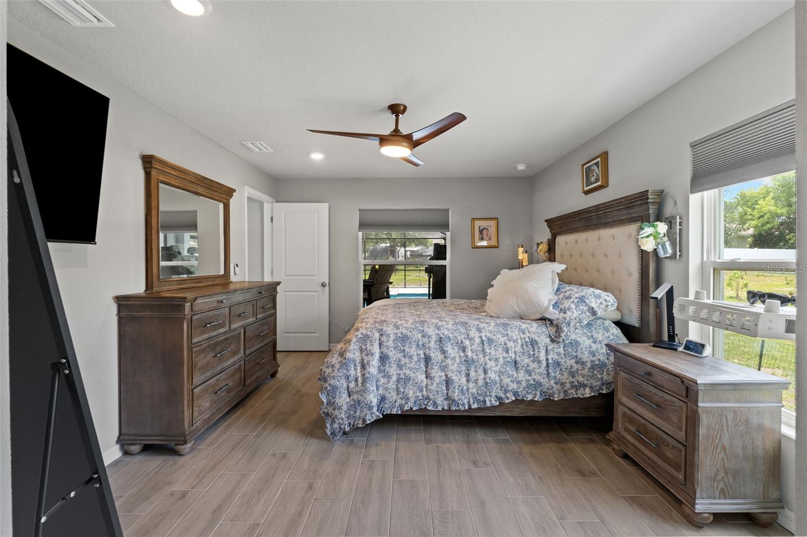 ROYAL HIGHLANDS - Residential