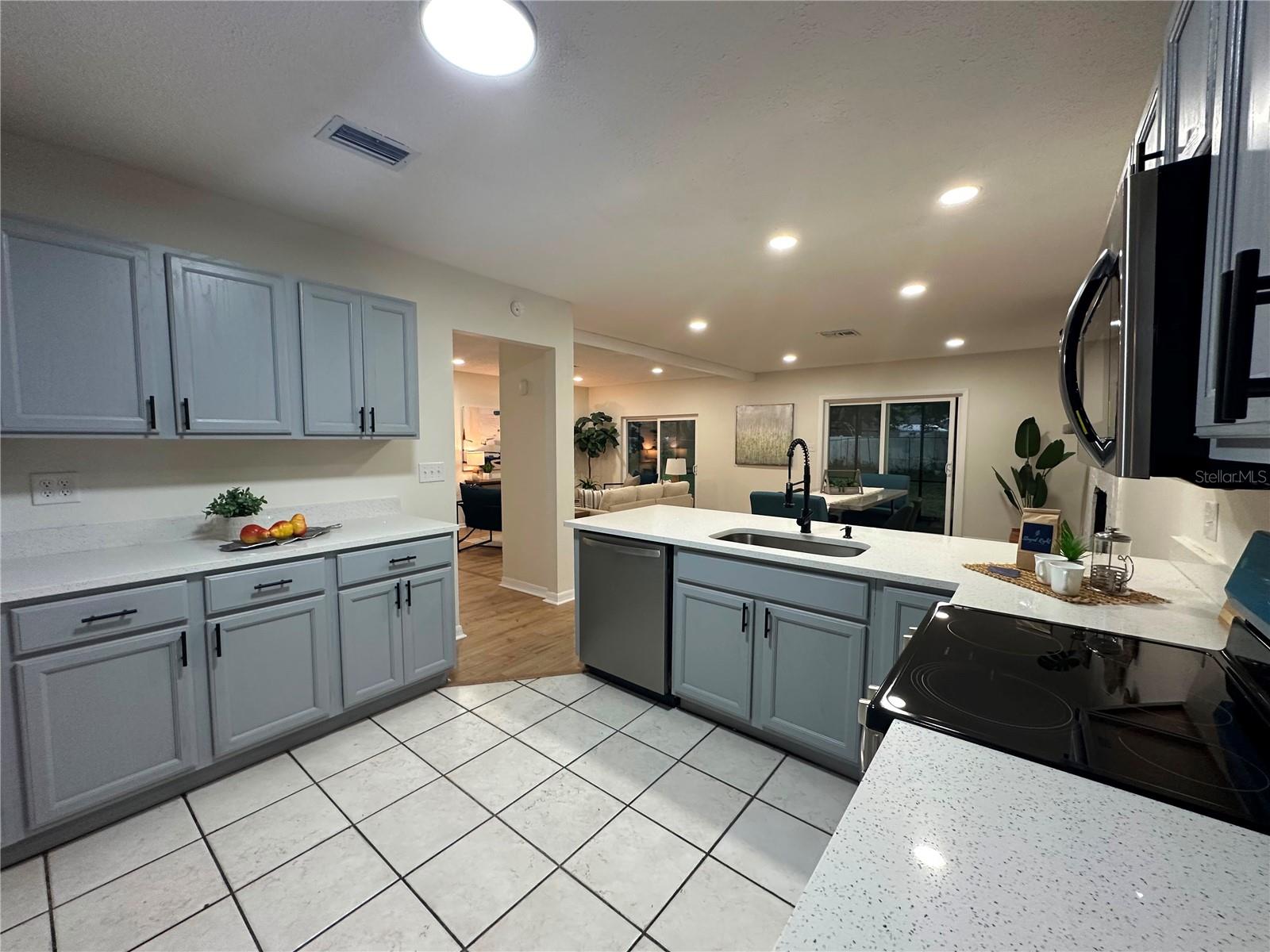NORTH GROVE ADD - Residential