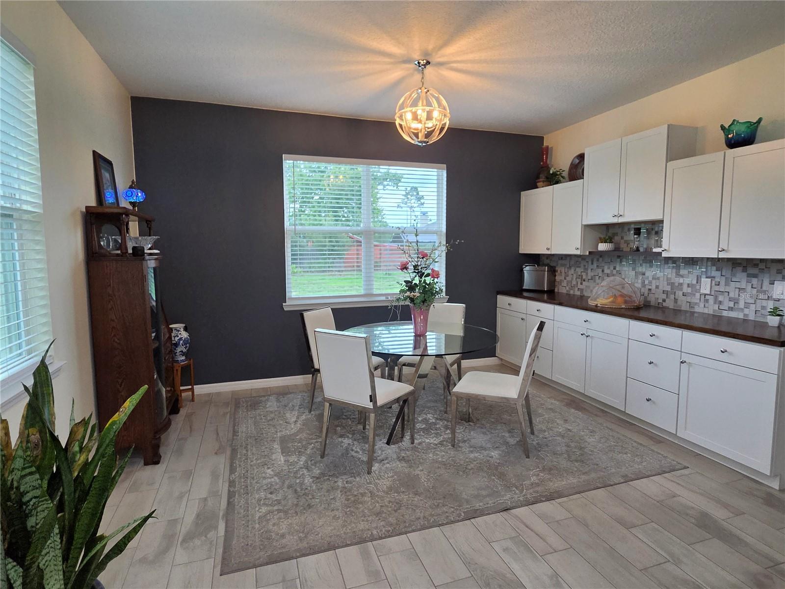 ROYAL TRAILS - Residential