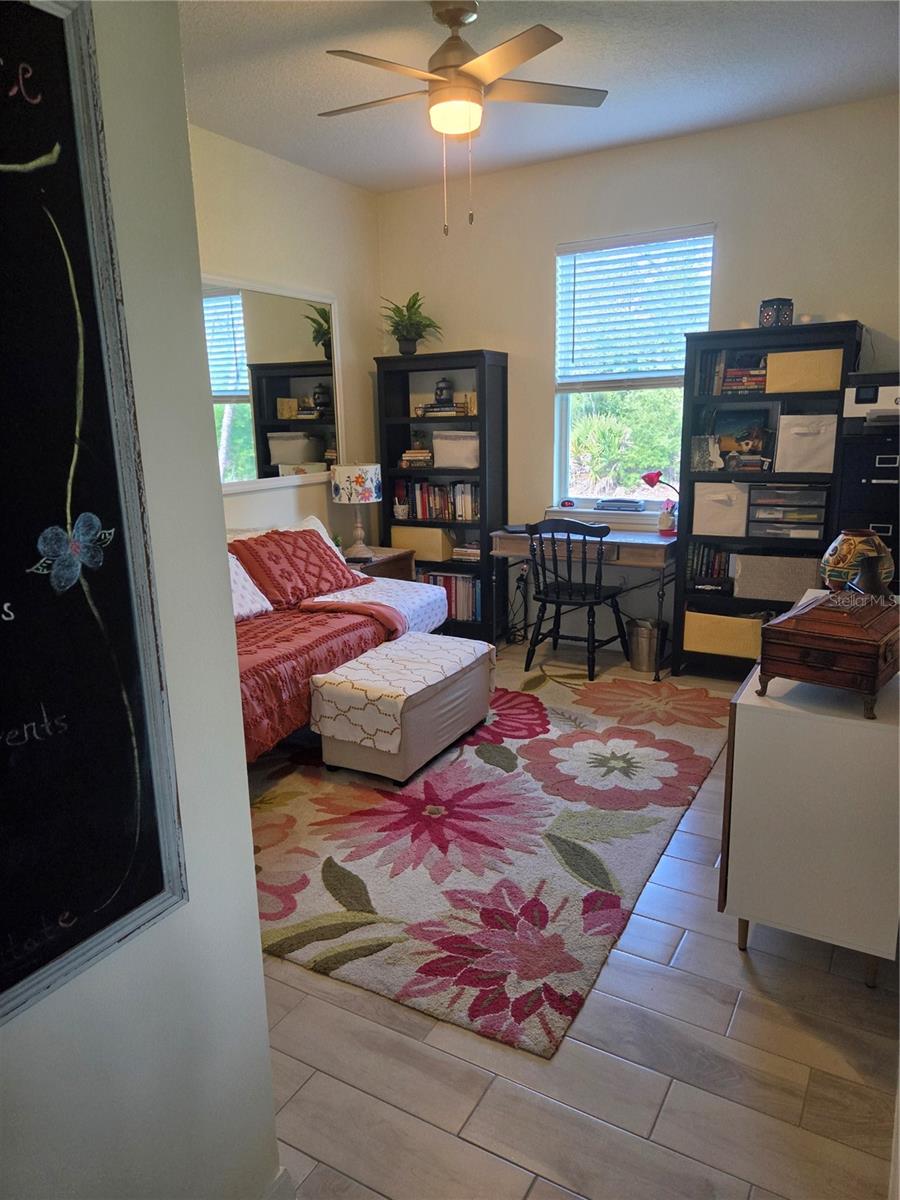 ROYAL TRAILS - Residential