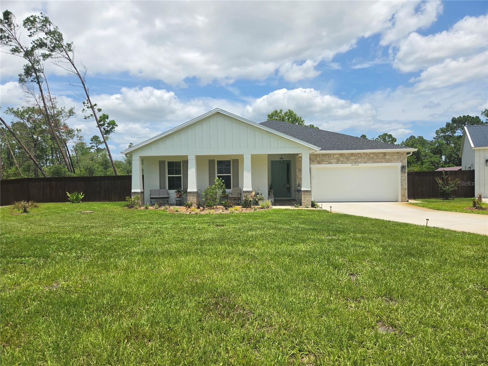 ROYAL TRAILS - Residential