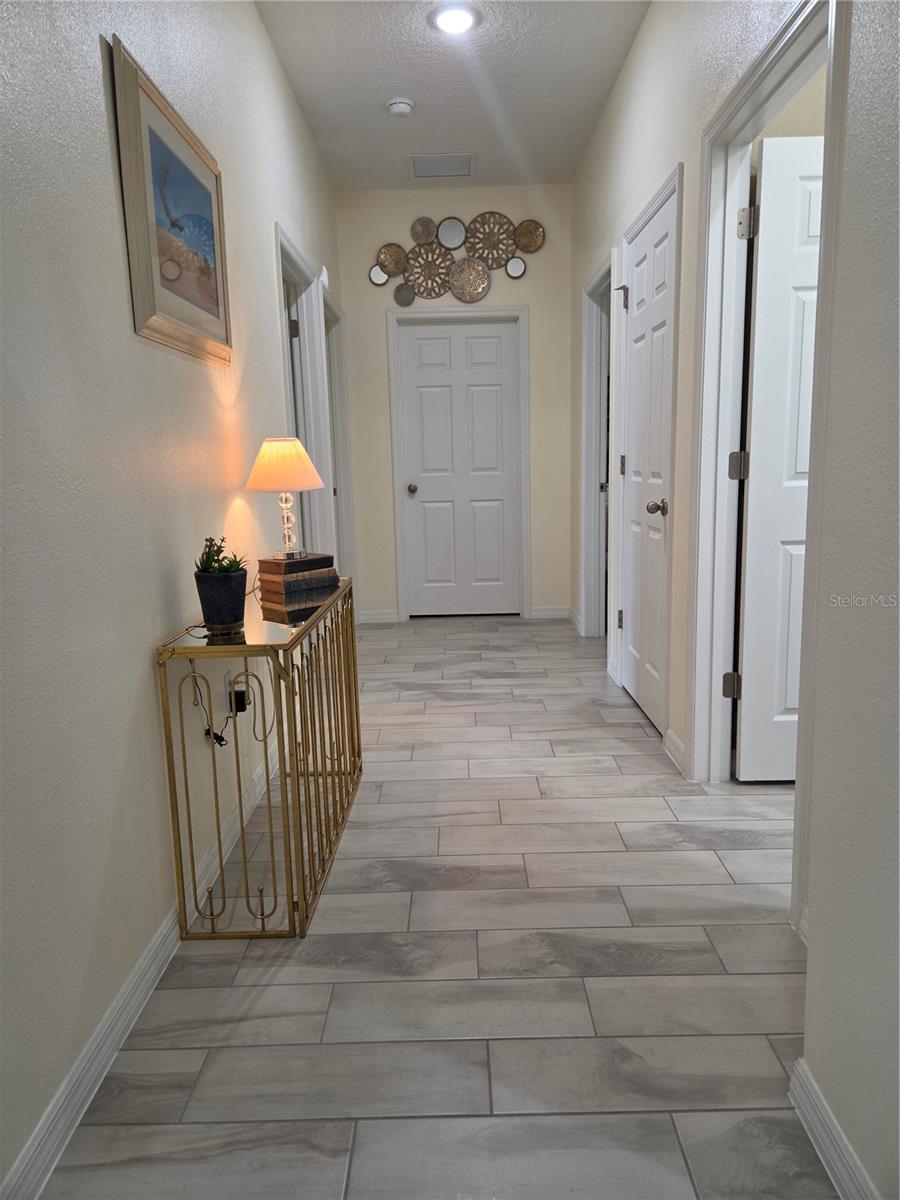 ROYAL TRAILS - Residential