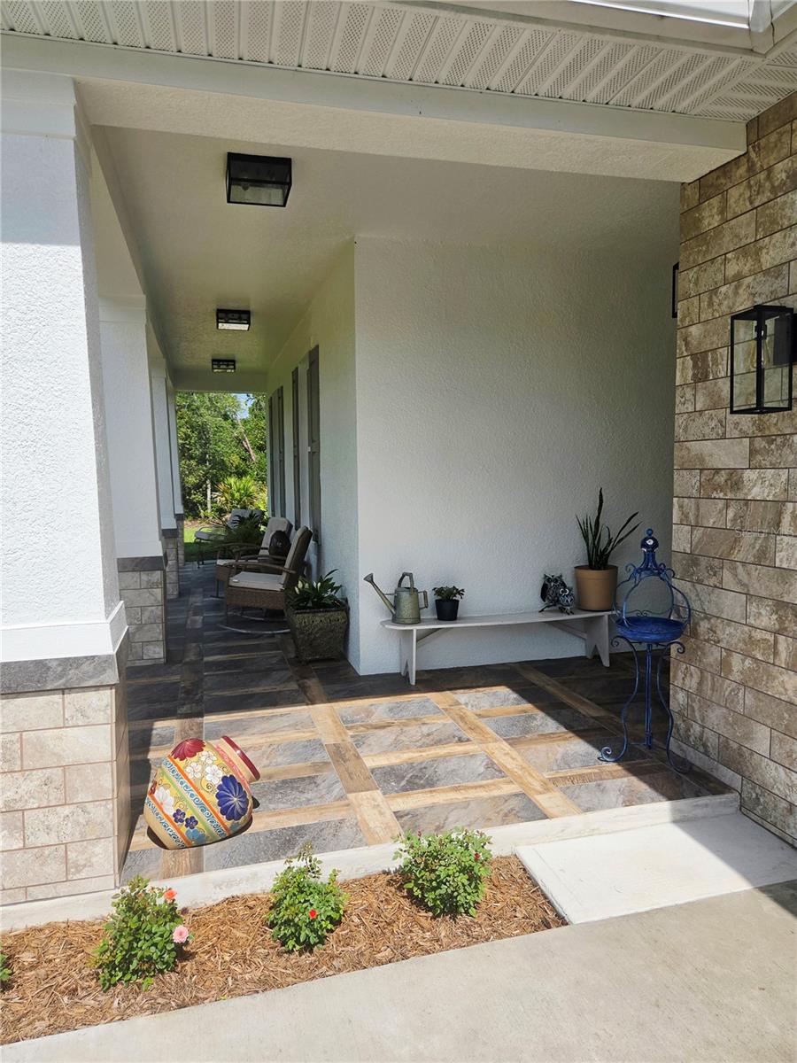 ROYAL TRAILS - Residential