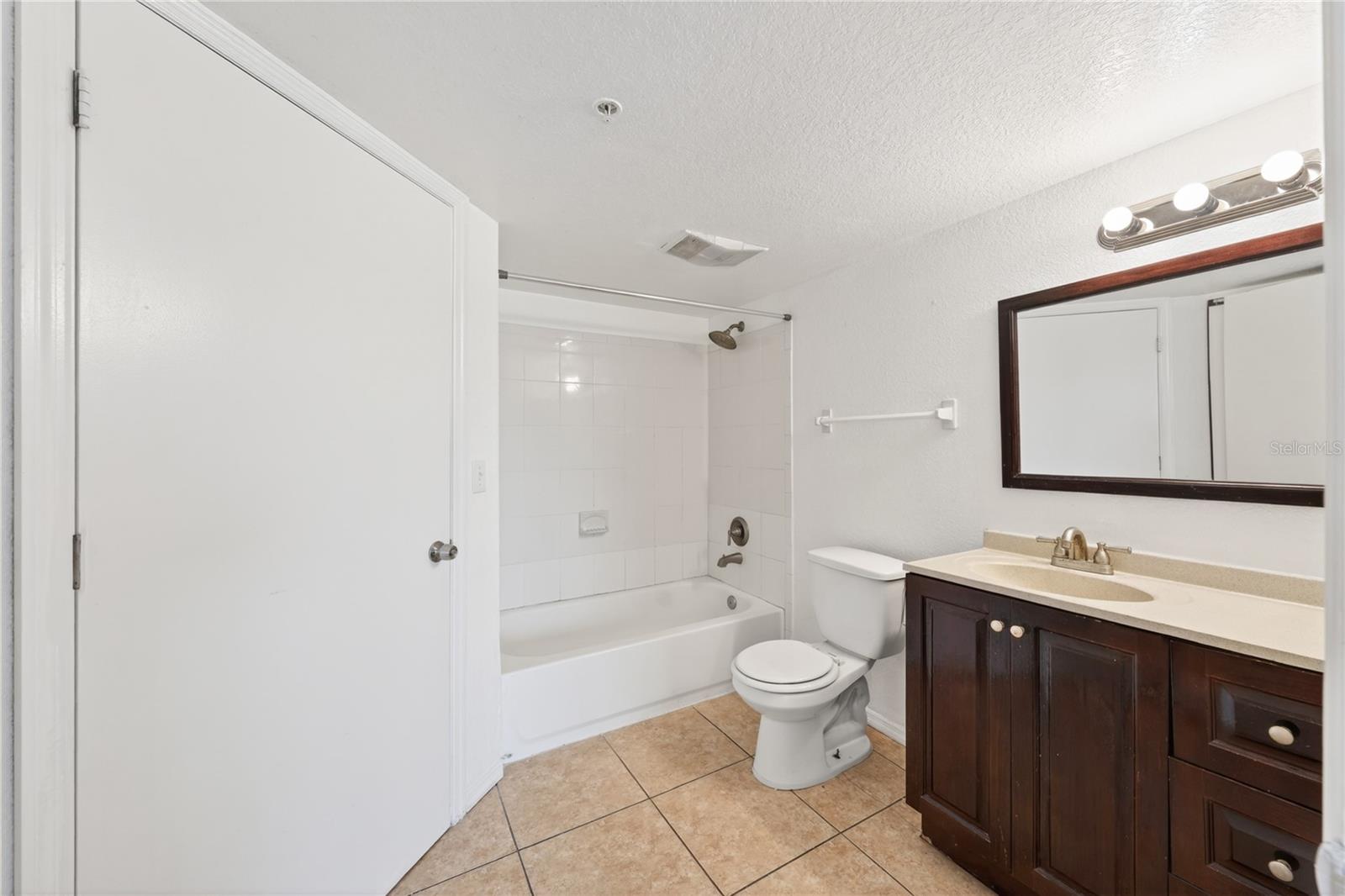 VILLAS DEL SOL AT KISSIMMEE CONDO - Residential