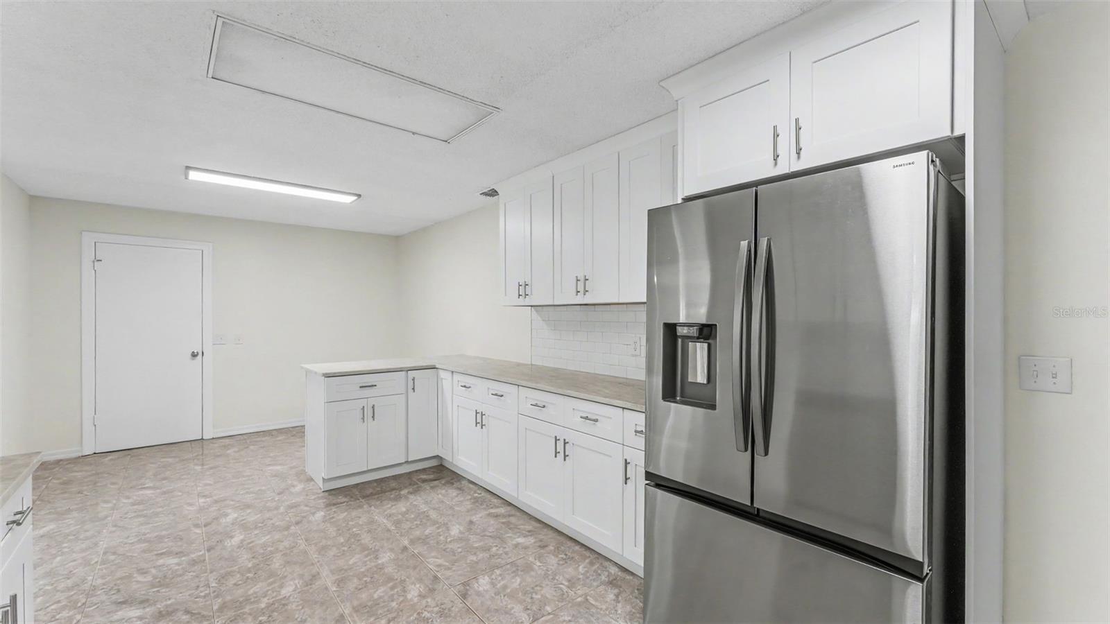 HIGHLAND GRVS - Residential