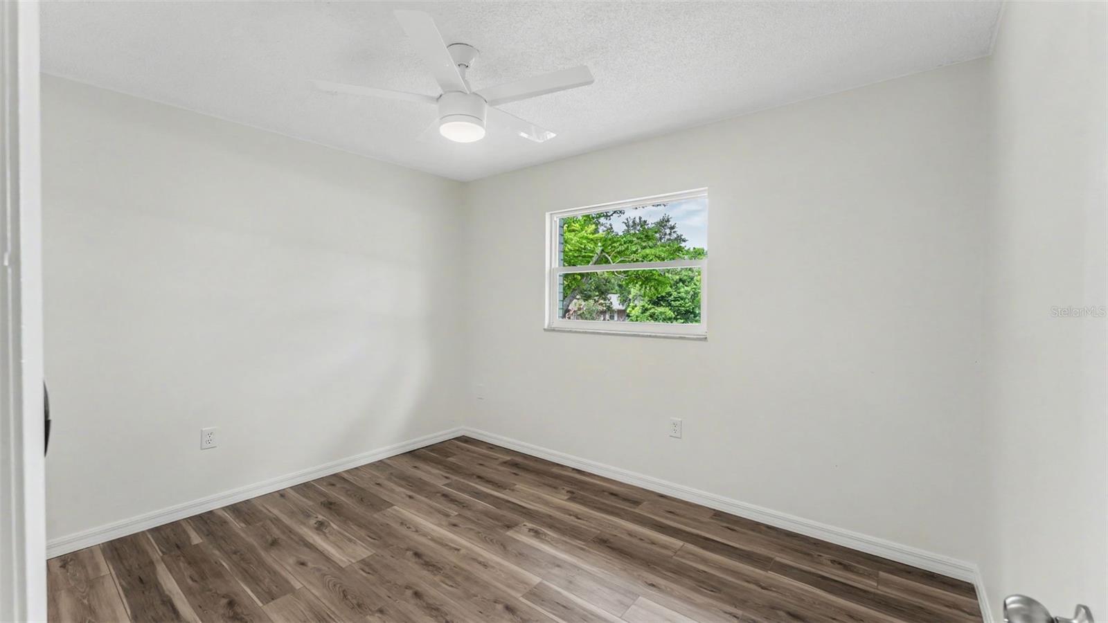 HIGHLAND GRVS - Residential