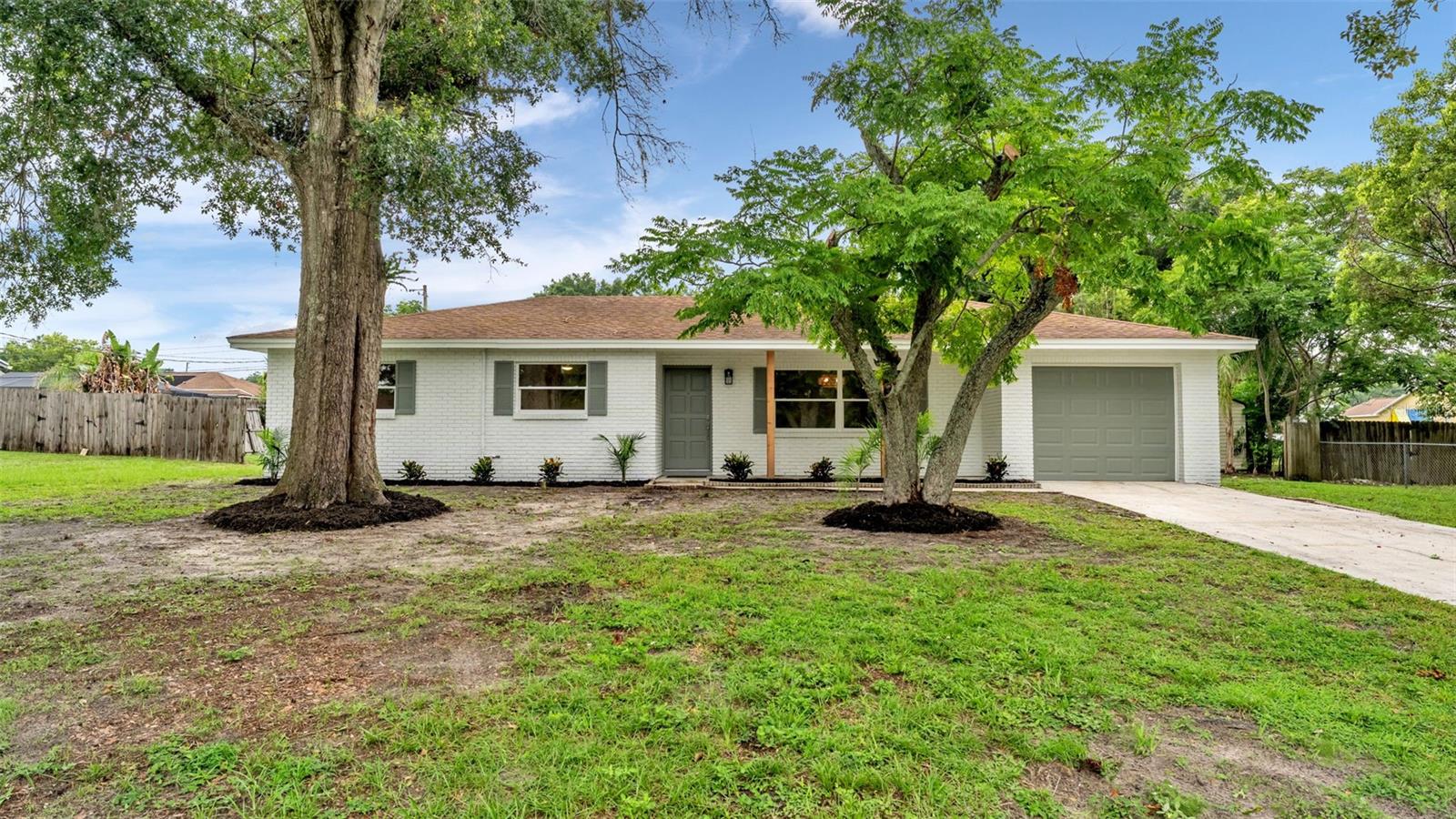 HIGHLAND GRVS - Residential