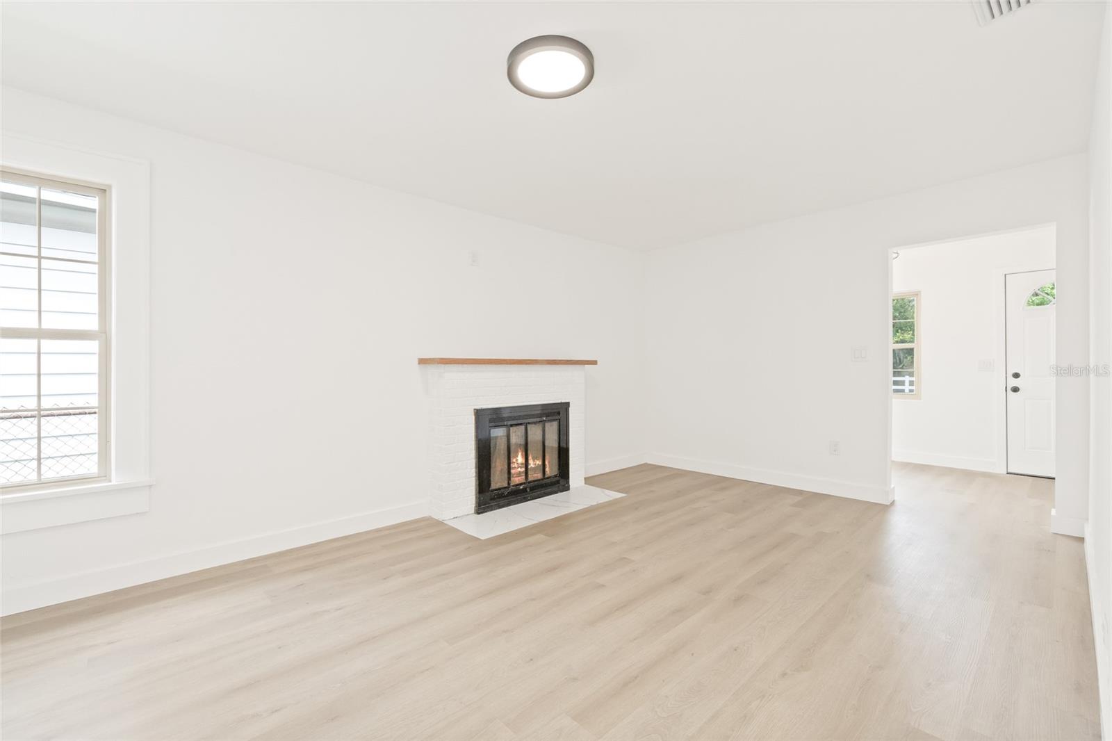 HARRIS SCHOOL SUB 1 - Residential
