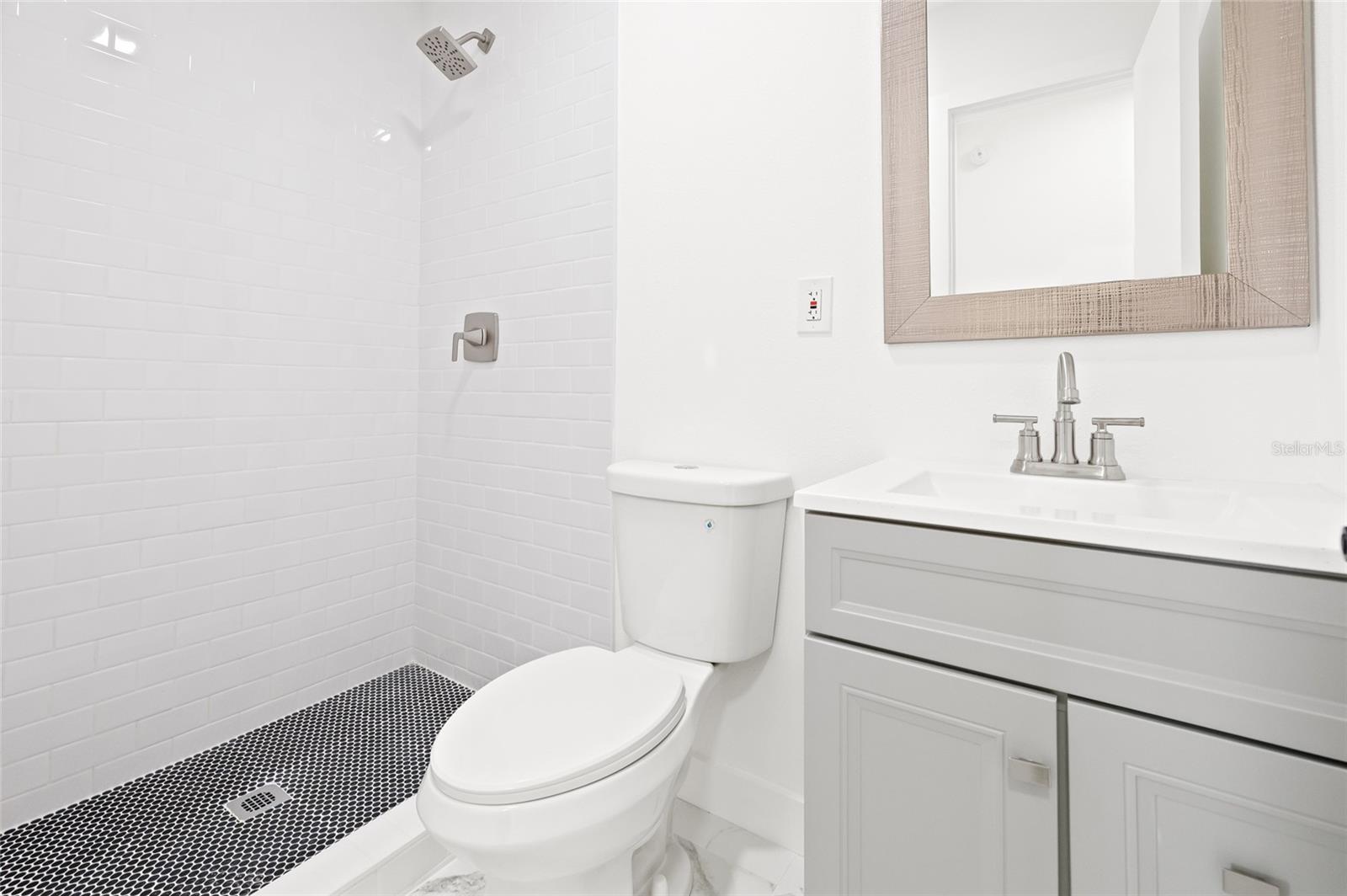 HARRIS SCHOOL SUB 1 - Residential