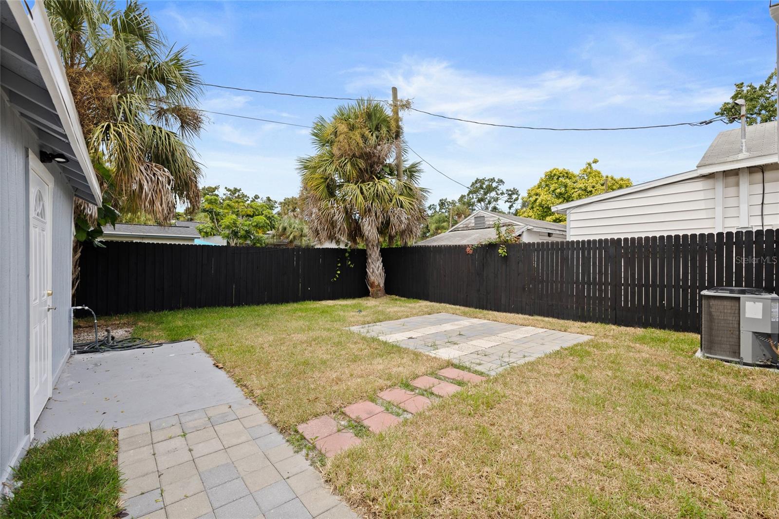HARRIS SCHOOL SUB 1 - Residential