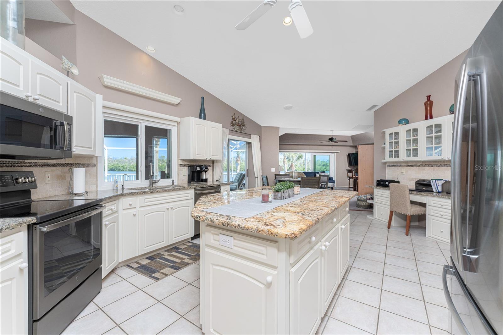 CAPE HAZE WINDWARD - Residential