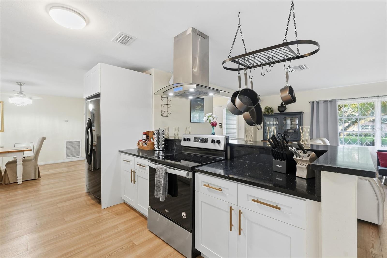 HILLCREST ESTATES - Residential Lease
