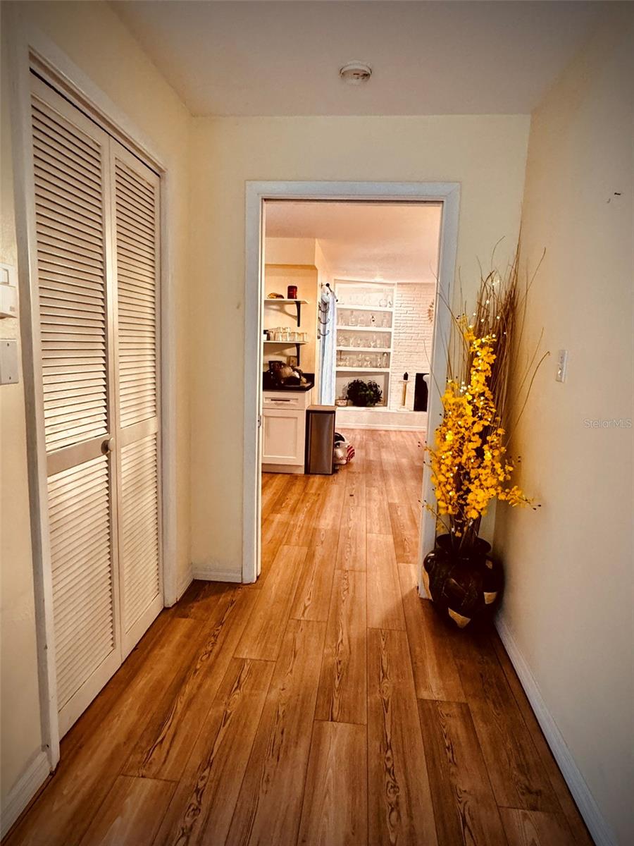 HILLCREST ESTATES - Residential Lease