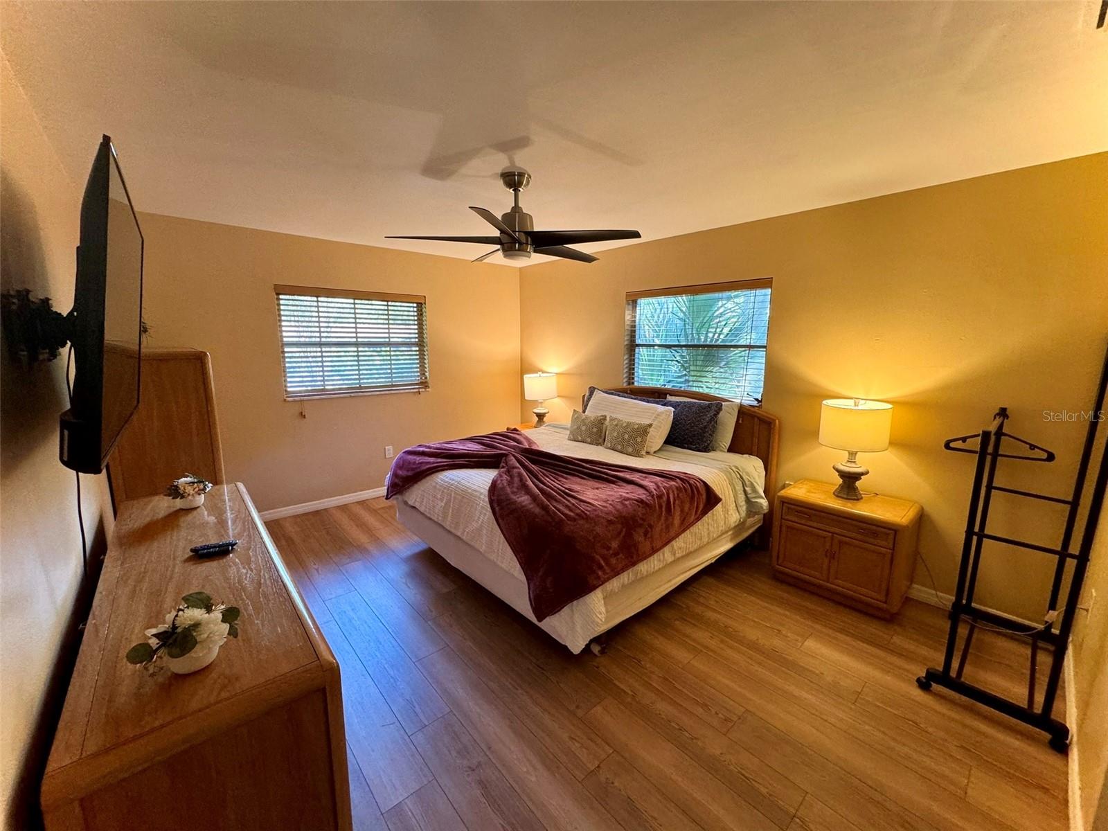HILLCREST ESTATES - Residential Lease