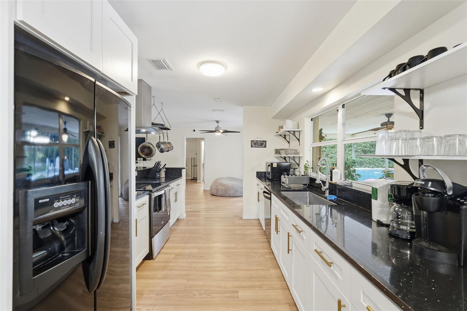 HILLCREST ESTATES - Residential Lease