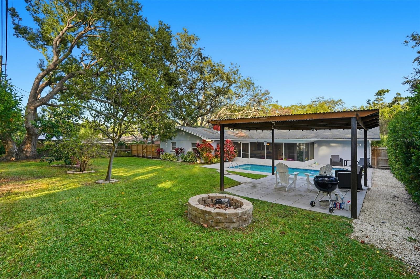 HILLCREST ESTATES - Residential Lease