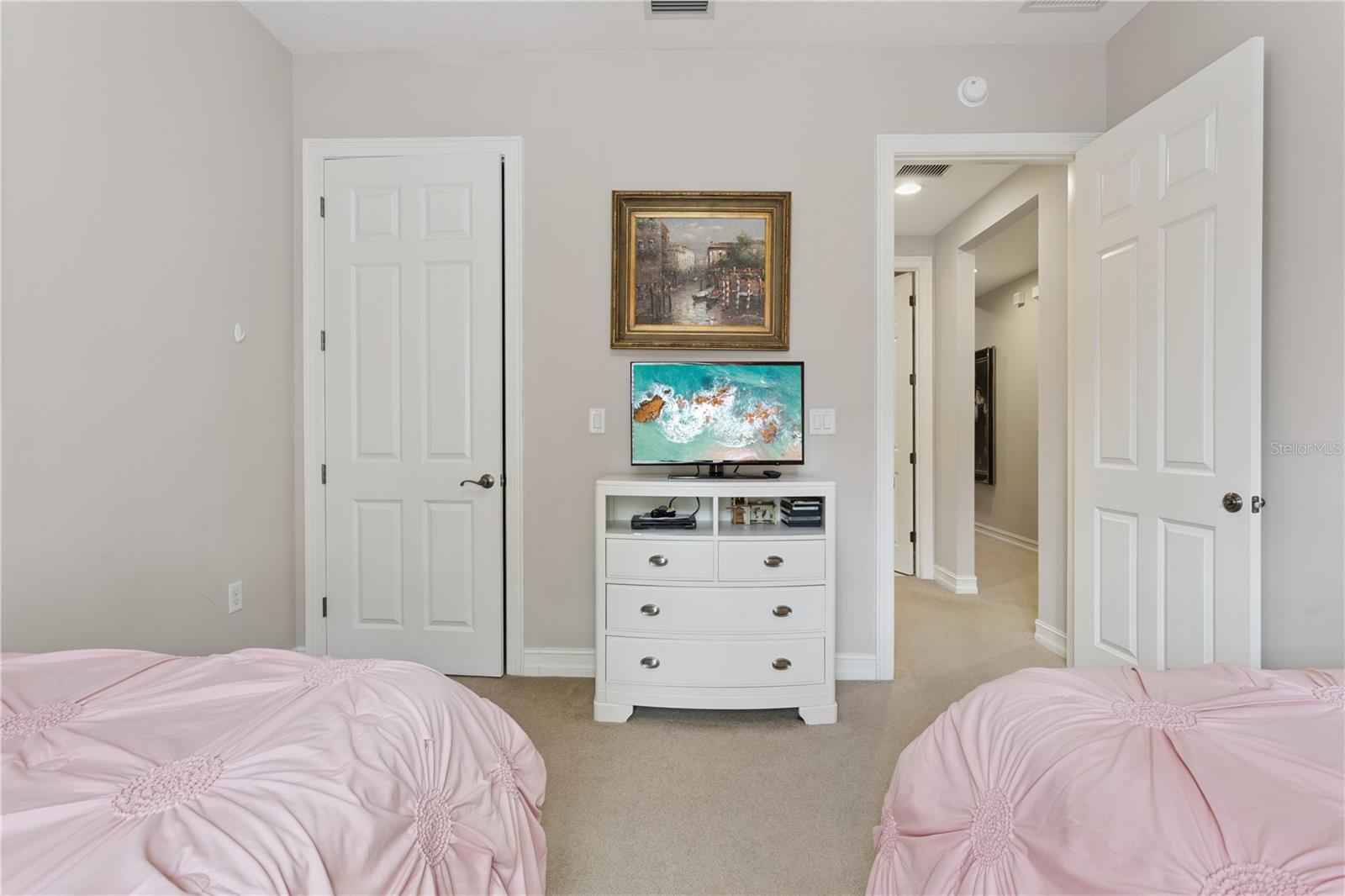 CARLYLE RESIDENCES SOUTH AT CELEBRATION - Residential