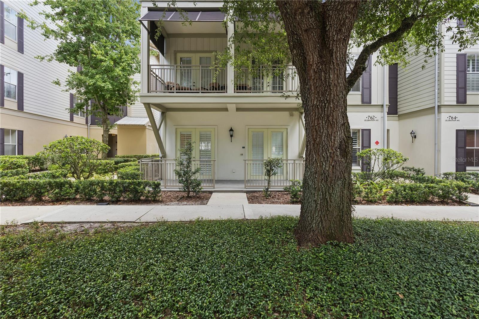 CARLYLE RESIDENCES SOUTH AT CELEBRATION - Residential
