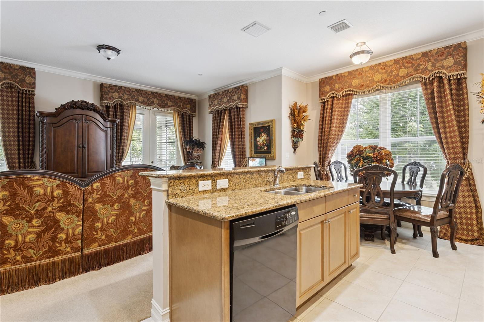 CARLYLE RESIDENCES SOUTH AT CELEBRATION - Residential