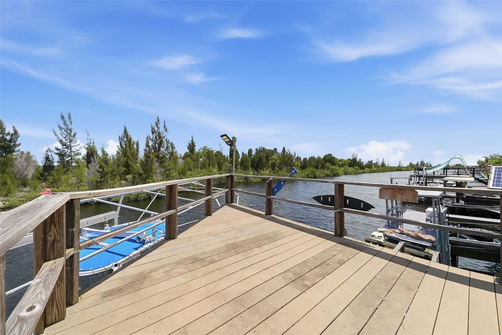 SIGNAL COVE - Residential