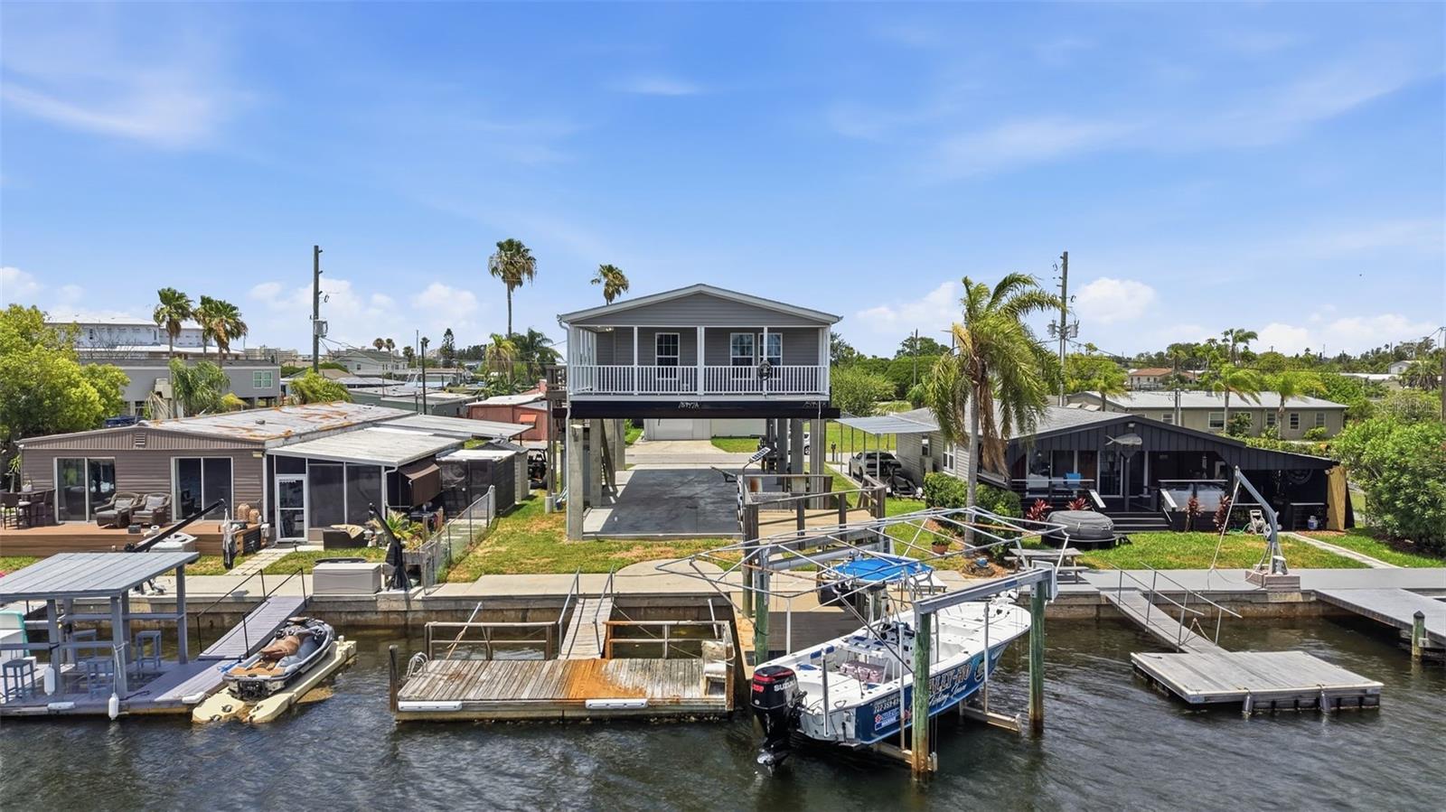 SIGNAL COVE - Residential