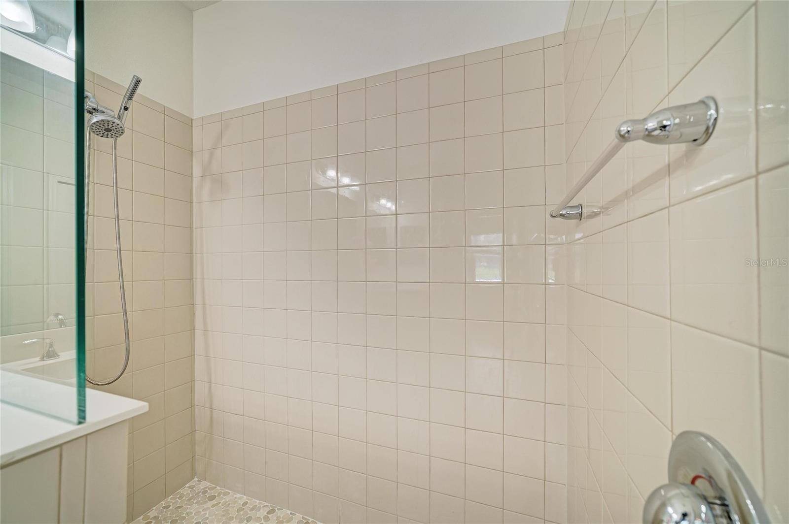 CANOE CREEK PH I - Residential