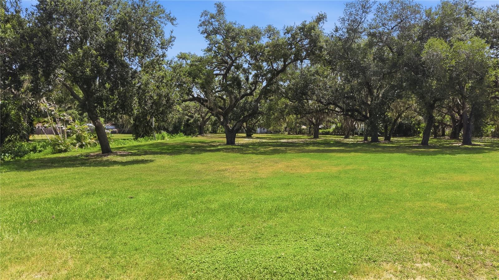 NOT IN A SUBDIVISION - Residential