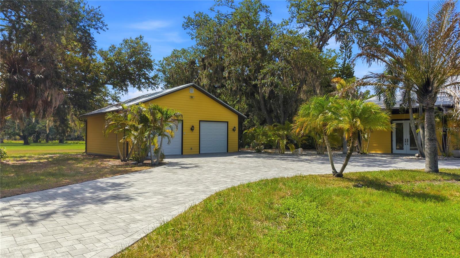 NOT IN A SUBDIVISION - Residential