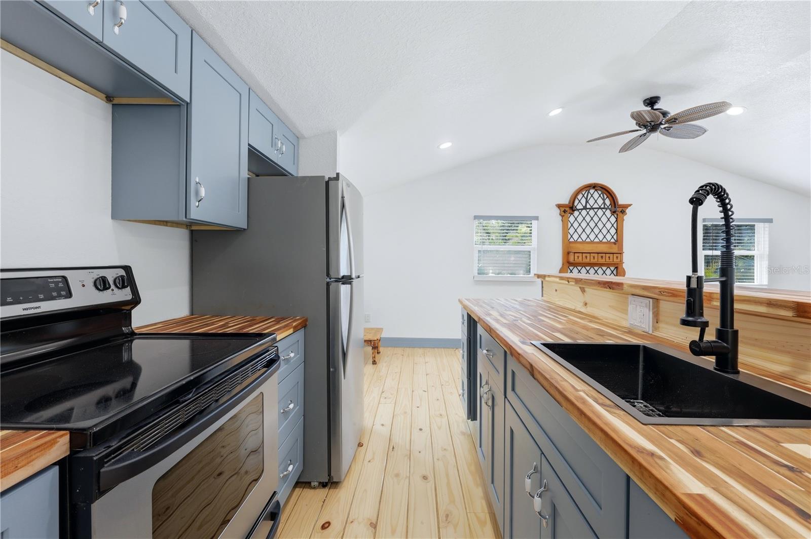 NOT IN A SUBDIVISION - Residential