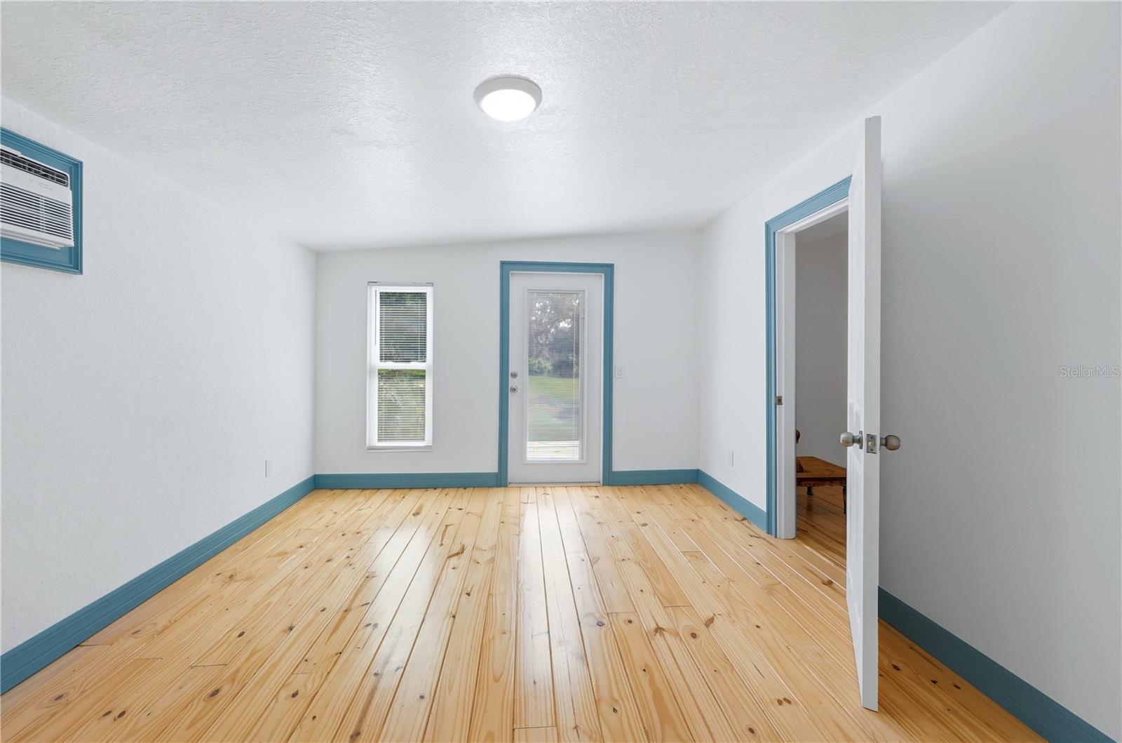NOT IN A SUBDIVISION - Residential