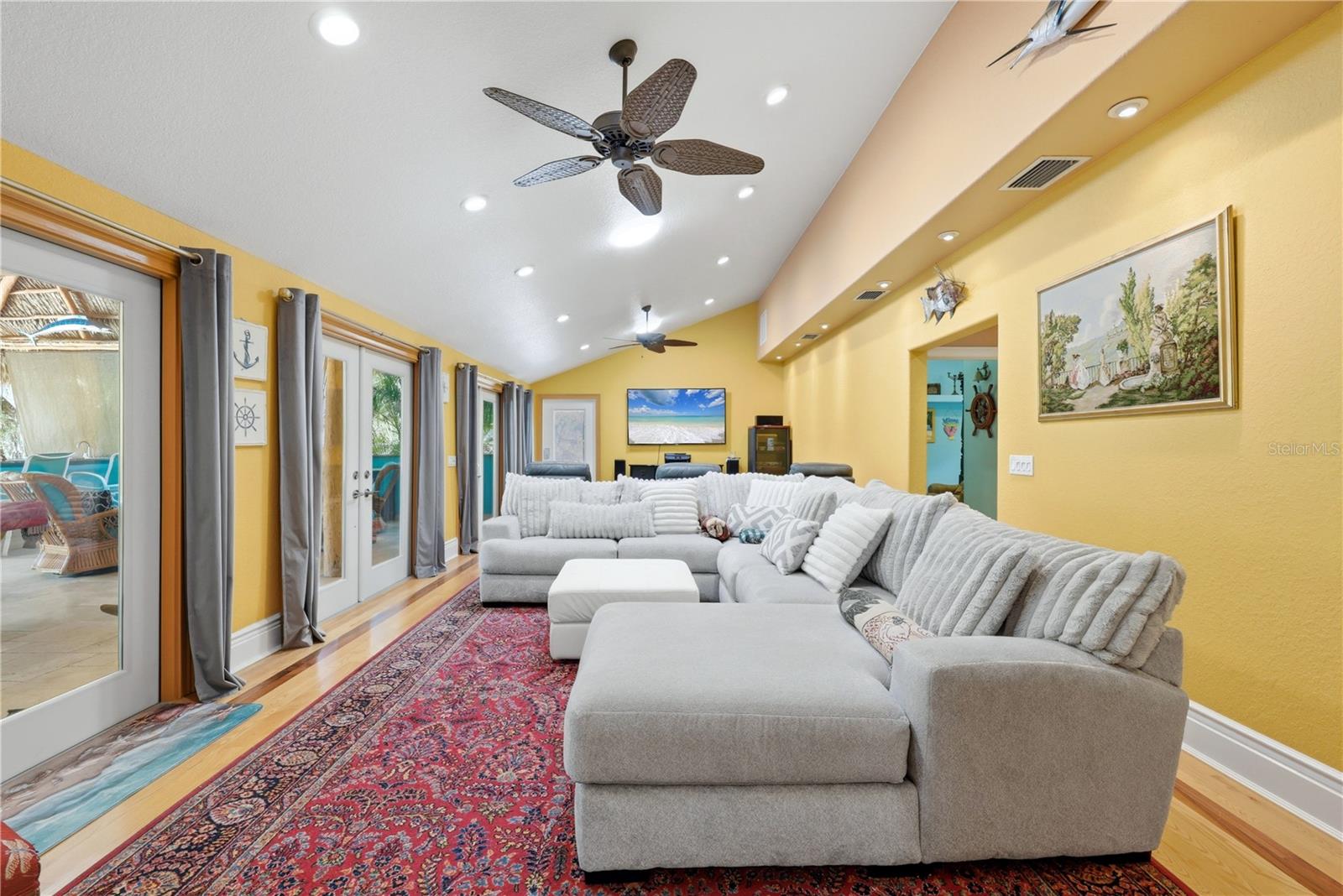 NOT IN A SUBDIVISION - Residential