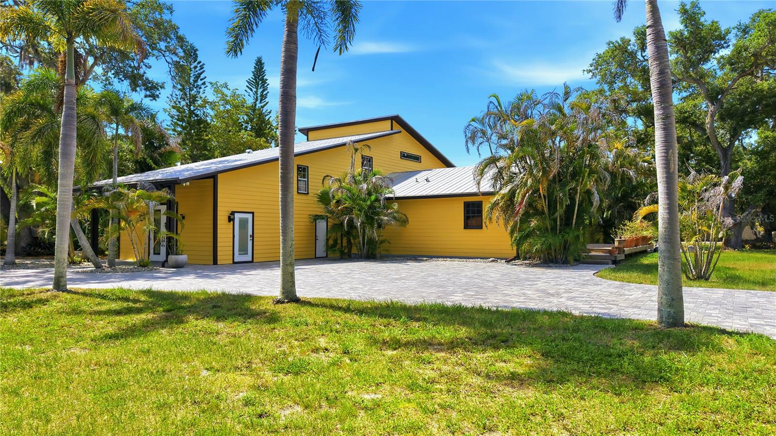 NOT IN A SUBDIVISION - Residential