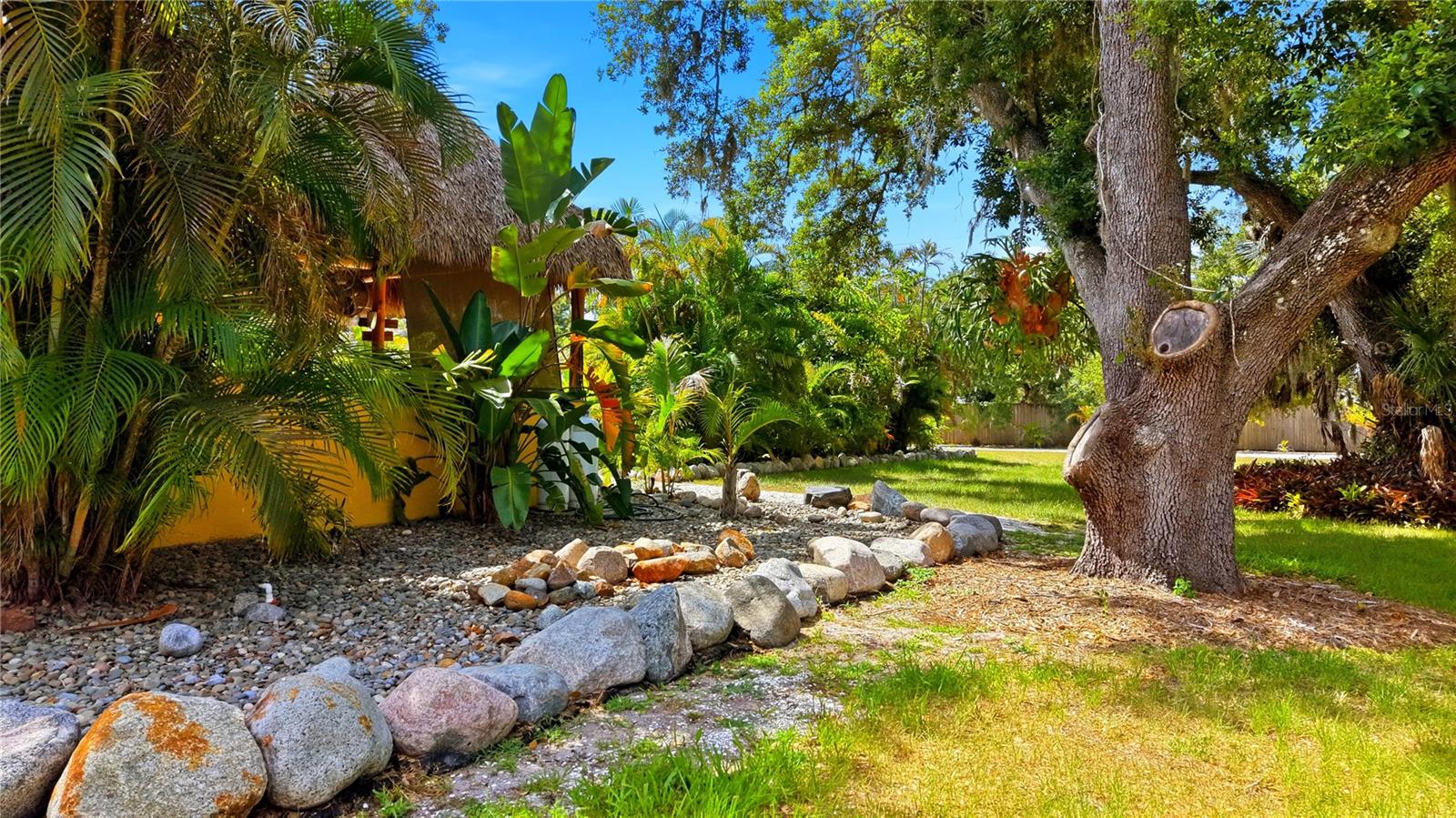 NOT IN A SUBDIVISION - Residential