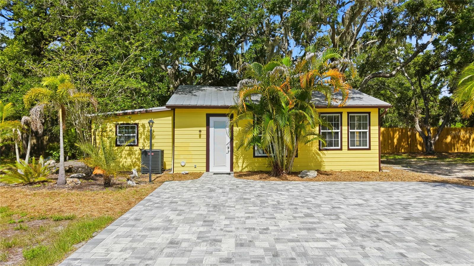 NOT IN A SUBDIVISION - Residential