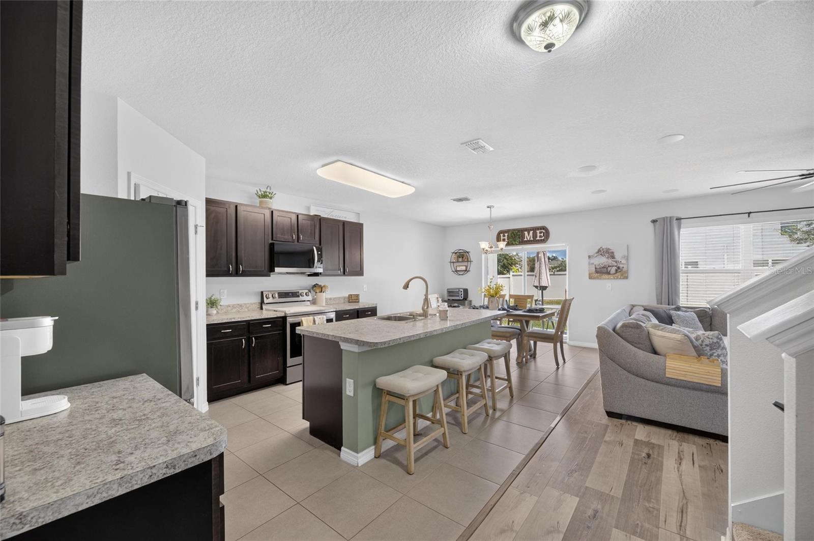 CARRIAGE POINTE SOUTH PH 2B - Residential