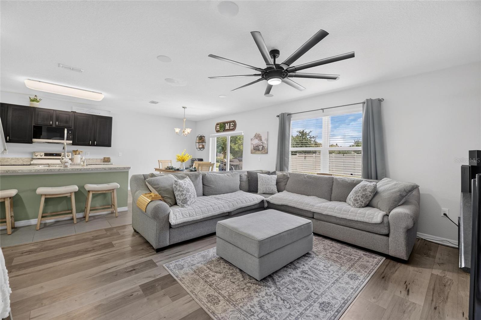 CARRIAGE POINTE SOUTH PH 2B - Residential