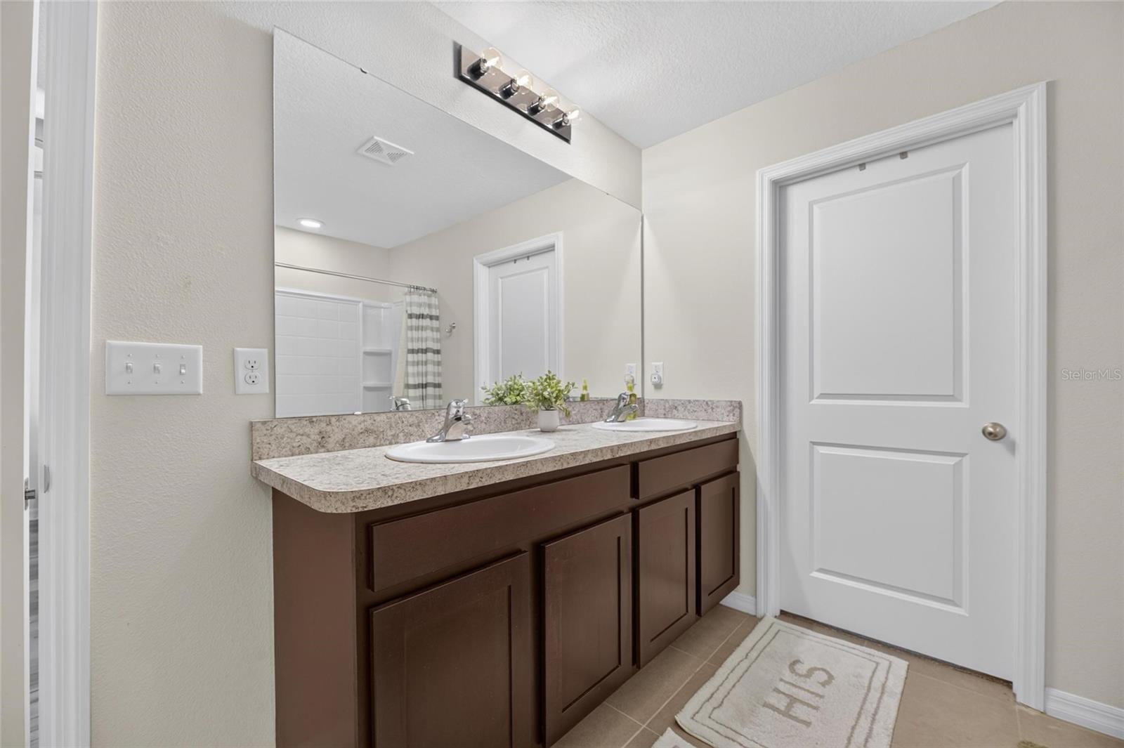 CARRIAGE POINTE SOUTH PH 2B - Residential