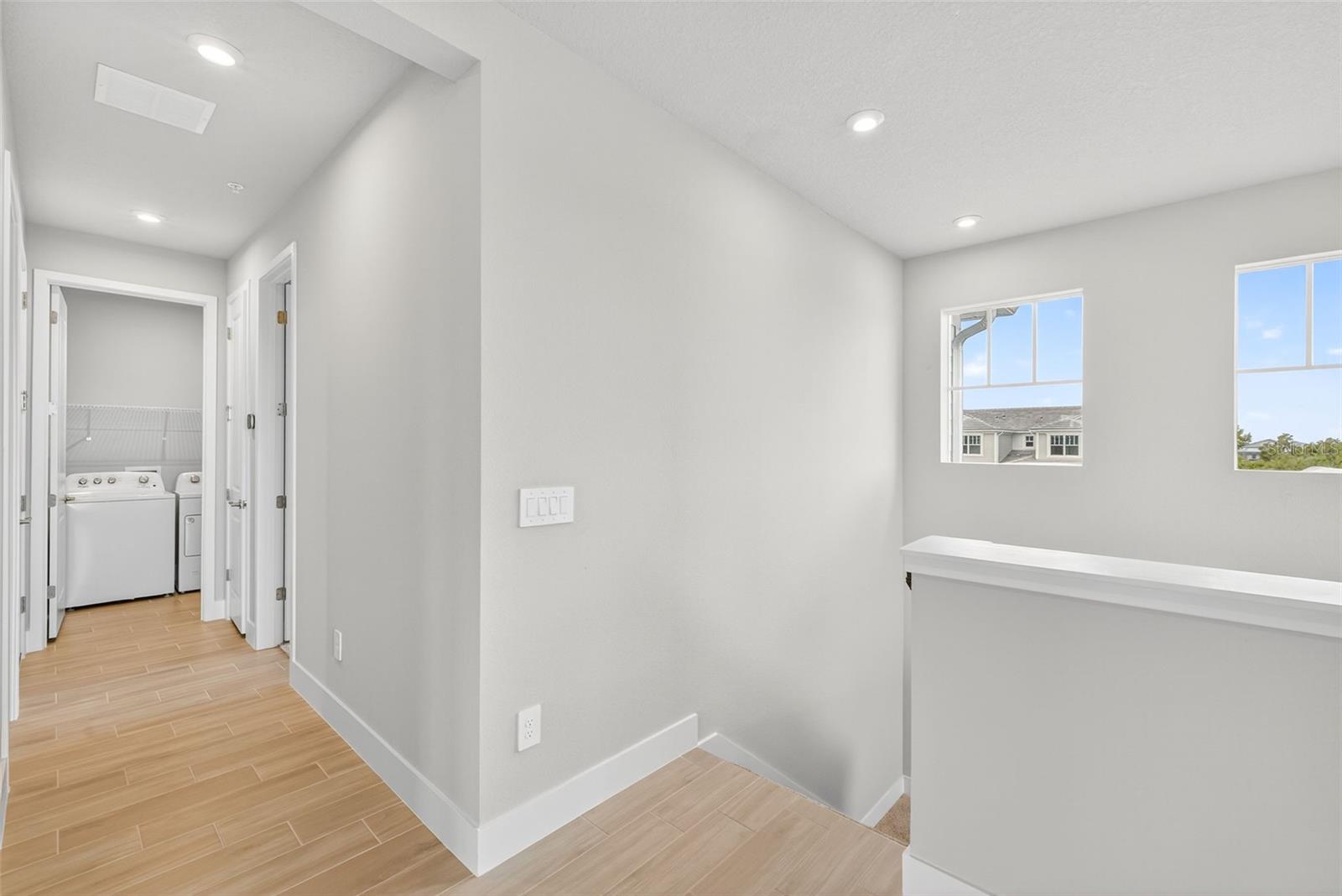 LAKESPUR AT WELLEN PARK - Residential