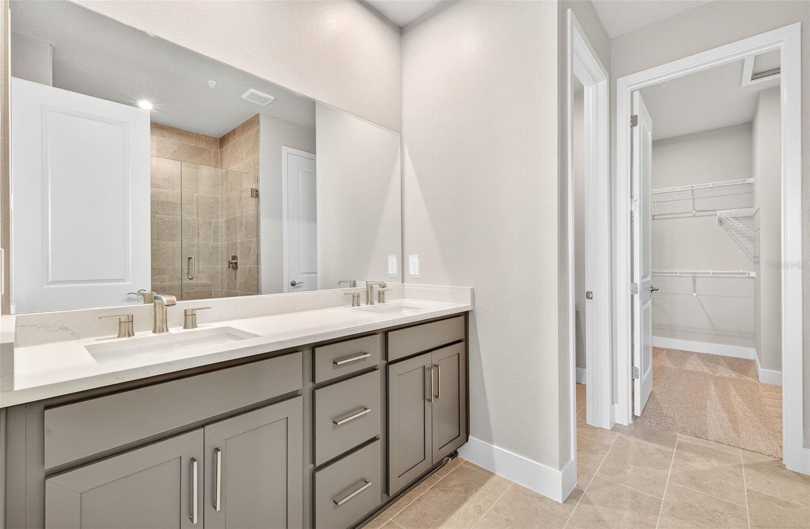 LAKESPUR AT WELLEN PARK - Residential