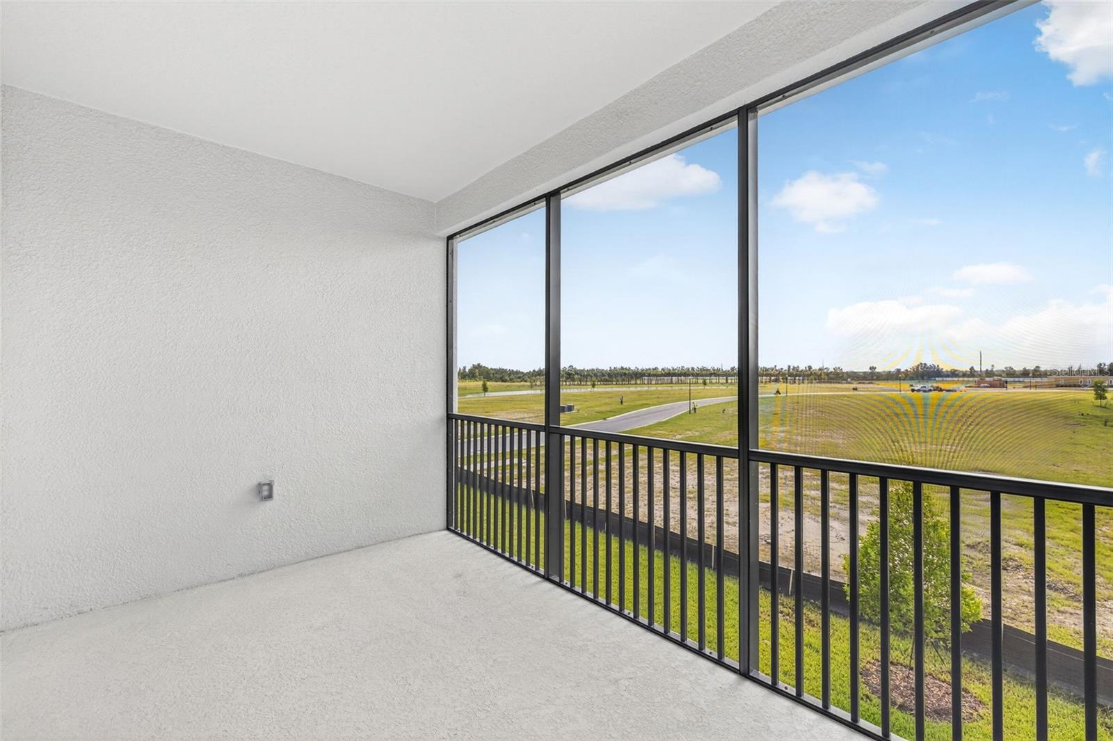 LAKESPUR AT WELLEN PARK - Residential