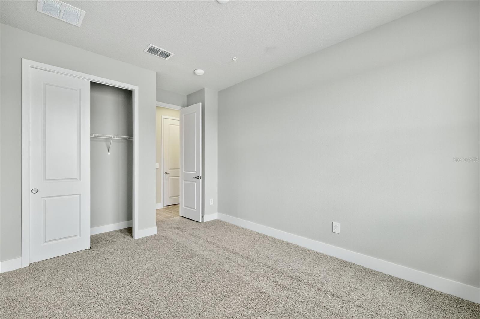 LAKESPUR AT WELLEN PARK - Residential