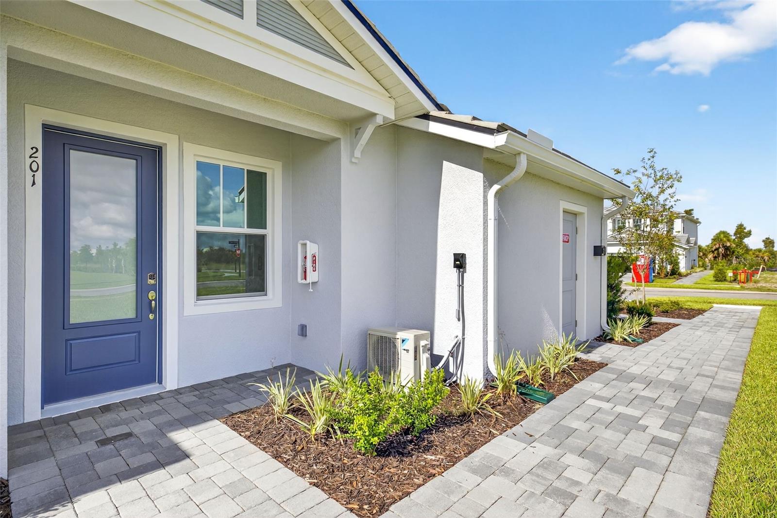 LAKESPUR AT WELLEN PARK - Residential