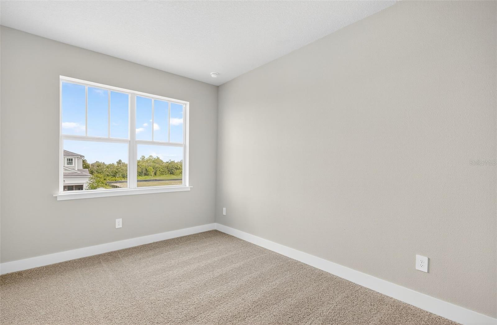 LAKESPUR AT WELLEN PARK - Residential