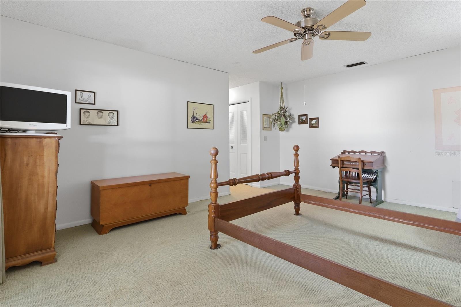 TOWN 'N COUNTRY PARK SECTION 9 UNIT 11-A - Residential