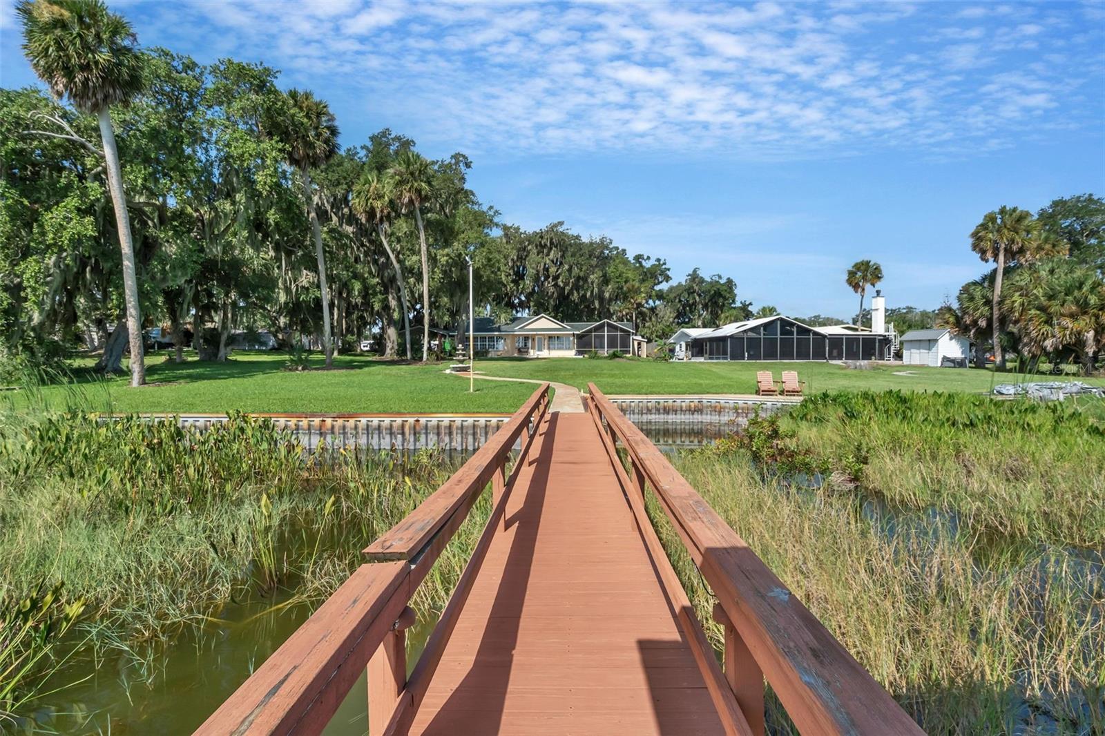 BEVERLY SHORES - Residential