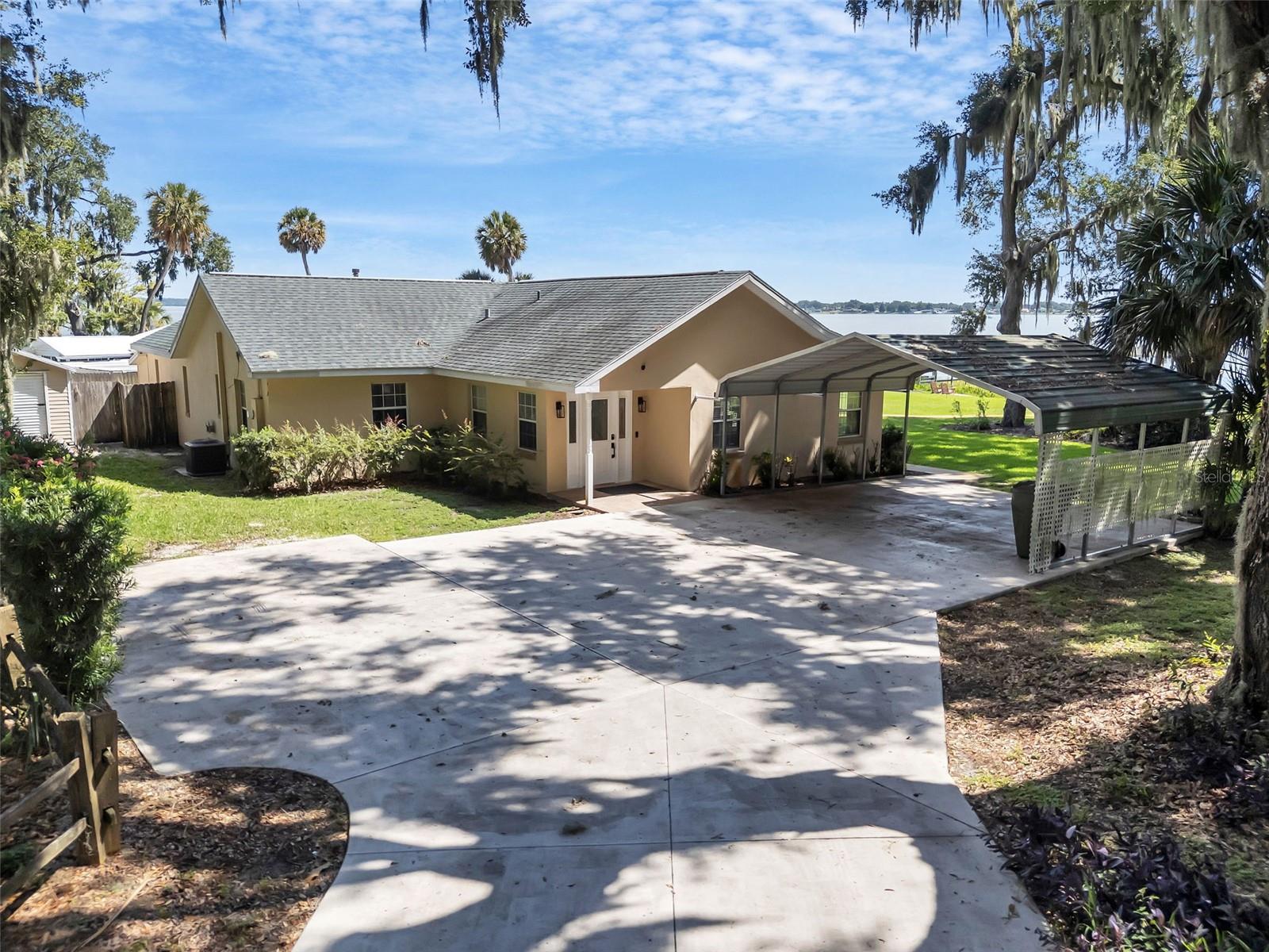 BEVERLY SHORES - Residential
