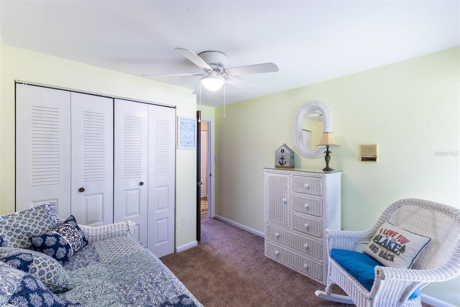 FOUR LAKES COMMUNITY - Residential